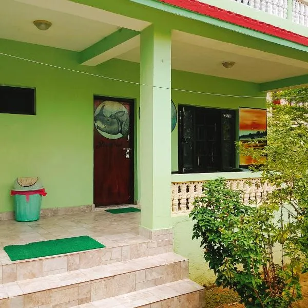 Viesnīca Hotel Rhino Land-Sauraha Family Home pilsētā Sauraha