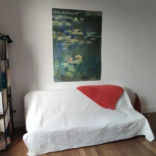 Chambre dans maison chaleureuse, hotel in Guilherand