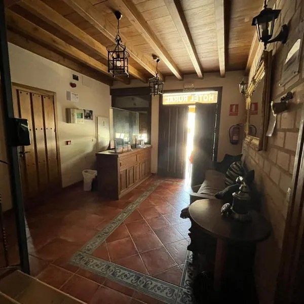 Hotel Rural Cristina, hotel in Castañar de Ibor