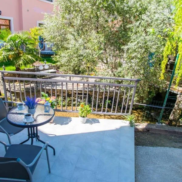 Stari View-Free Parking, hotel di Mostar