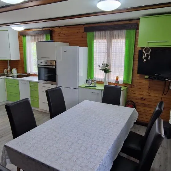 Arijela - hiška v Čatežu 6-1 - Oaza sprostitve v Termah Čatež, hotel in Brežice