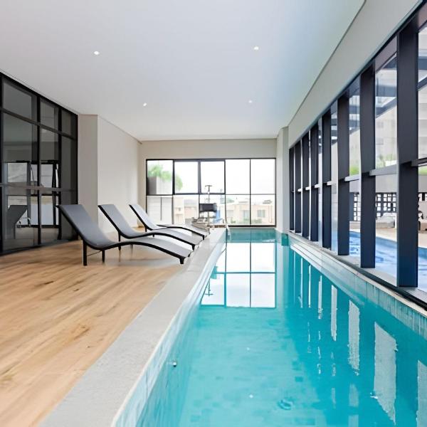Apartamentos para 5 pessoas com Piscina e Academia no Centro - Foto 4