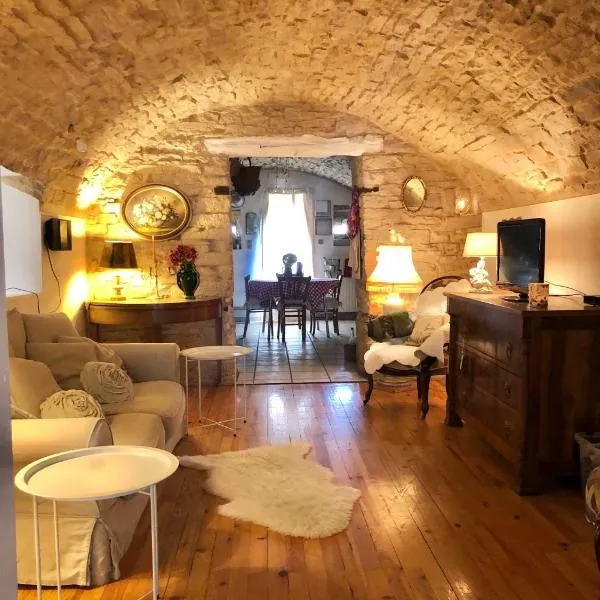 CHEZ LOU, hotel in Bucey-lès-Gy