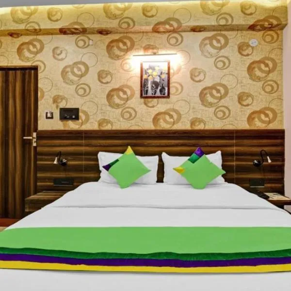 Hotel Zeal Home Stay - In house parking - 5g Wifi- Near Taj mahal, hotel en Agra