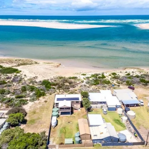 Hide Away at the Murray Mouth, hotel in Hindmarsh Island