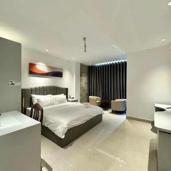 Amazing Merit Trung Son, hotel in Ho Chi Minh City