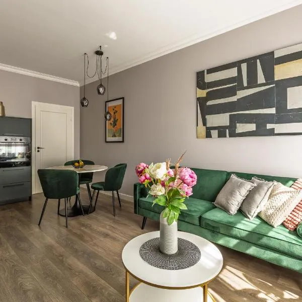 Velvet Apartment, hotel in Rīga