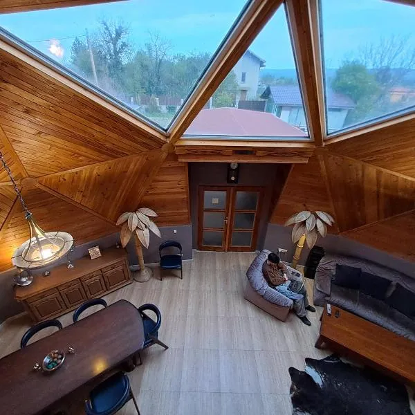 HOLIDAY VILLA''Dome Retreat'', Burgas area, hotel em Livada