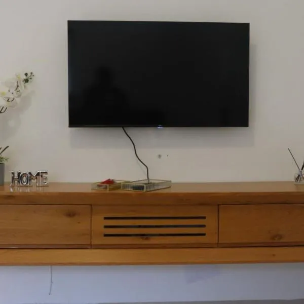 הנופש הצפוני, hotel in Qiryat Shemona