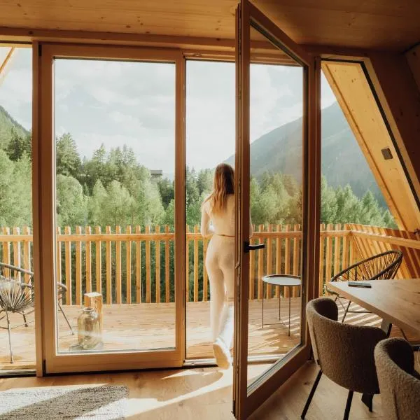 Collis Hill Chalets & Hotel, hôtel à Kals am Großglockner