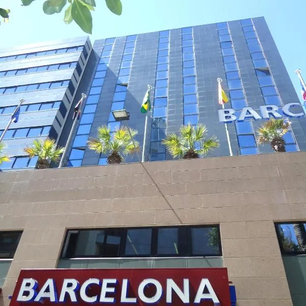 Hotel 3K Barcelona, hotel em Damaia