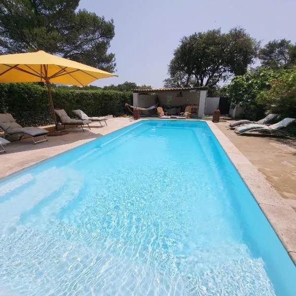 Le Phoenix de Sainte Victoire, hotel di Saint-Marc-Jaumegarde