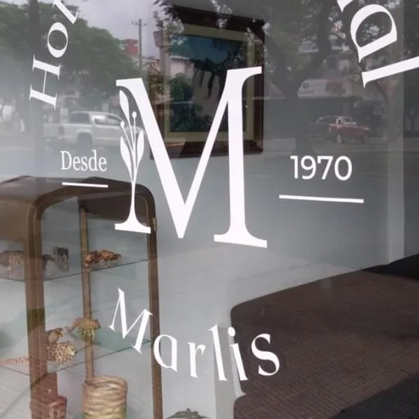 Hotel Residencial Marlis, hotel Posadasban
