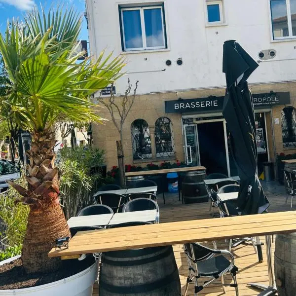 Hôtel L'Acropole, ξενοδοχείο σε Nissan-lez-Enserune