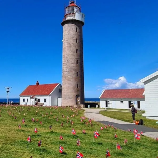 Havbris apartment with sea view in Borhaug, Farsund, hotel em Borhaug
