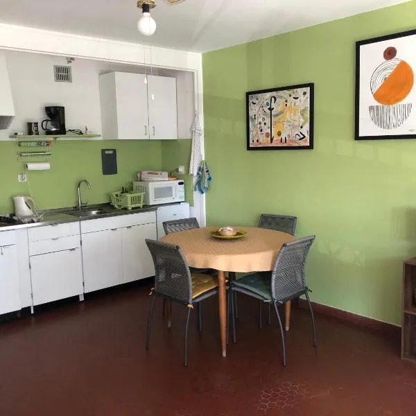 Appartement F3 St Cyprien plage, hotel in Saint-Cyprien