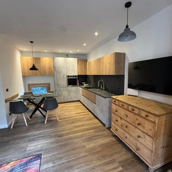 Appartamento Meryhof 3 stanze, hotel v destinaci Trento