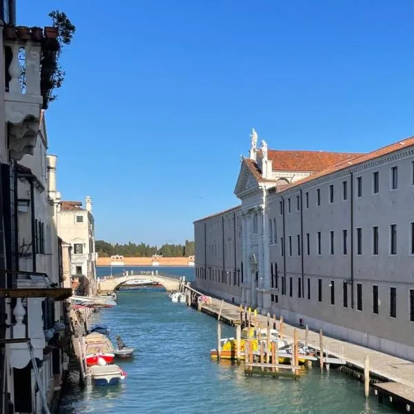 Residenza Stardust Suite with Canal View, hotel em Veneza