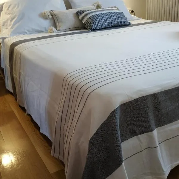 The house on the road of Love, hotel in Vytina