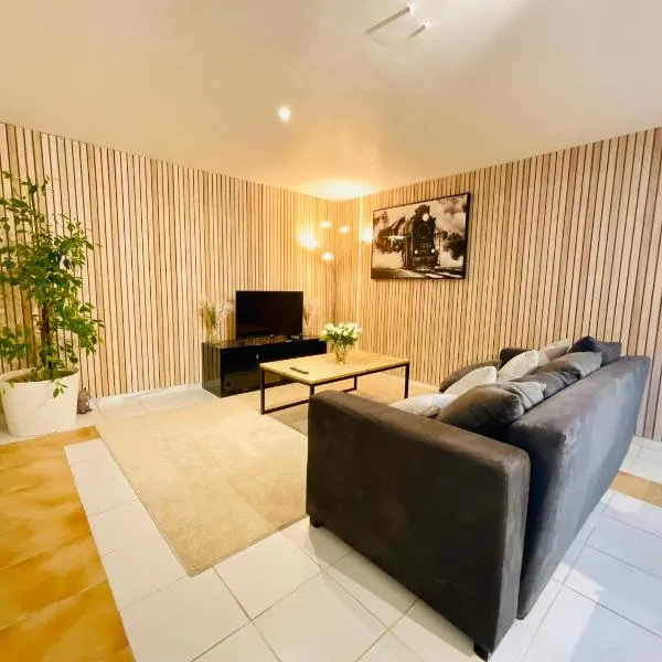 Appartement avec piscine et barbecue, hotel a La Farlède