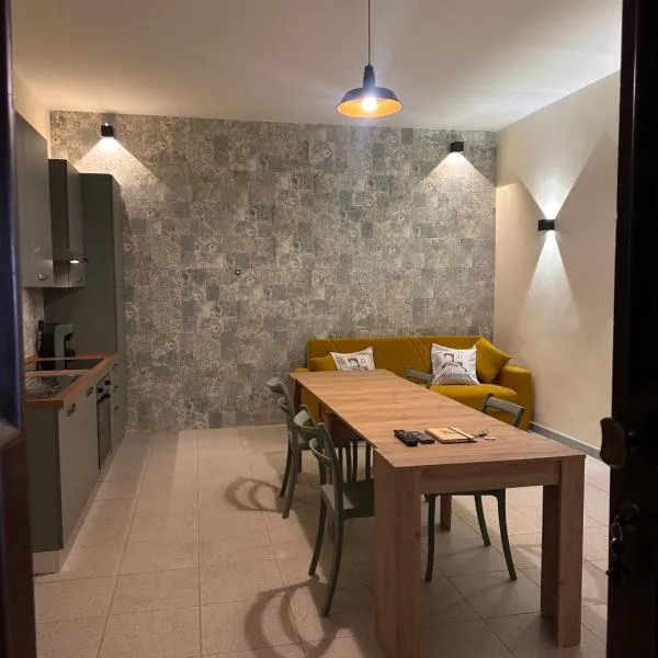 Civico 27 Apartment Fondi, hotel in Fondi