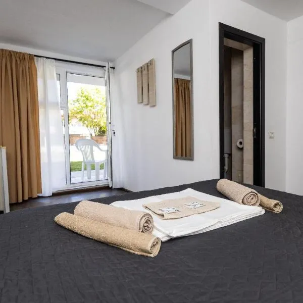 Vila Cornelius, Hotel in Costinești