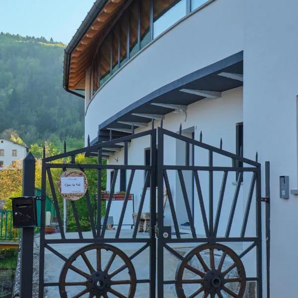 Cjase in val, готель у місті Fusea