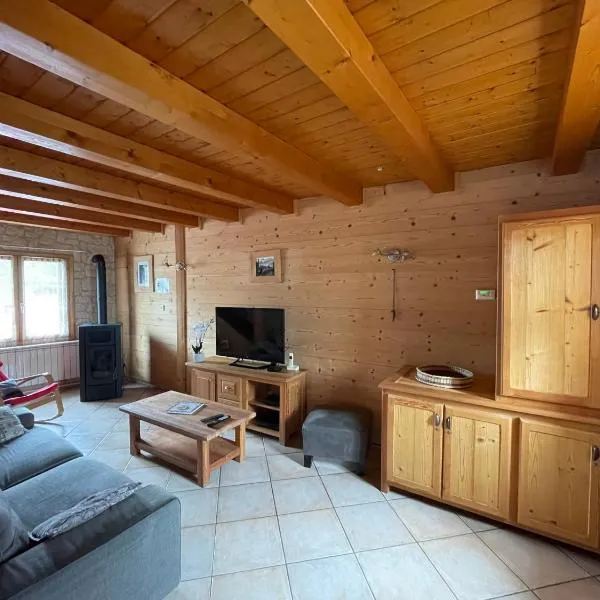 Maison 100m2 - 3 chambres, hôtel à Villar-Saint-Pancrace