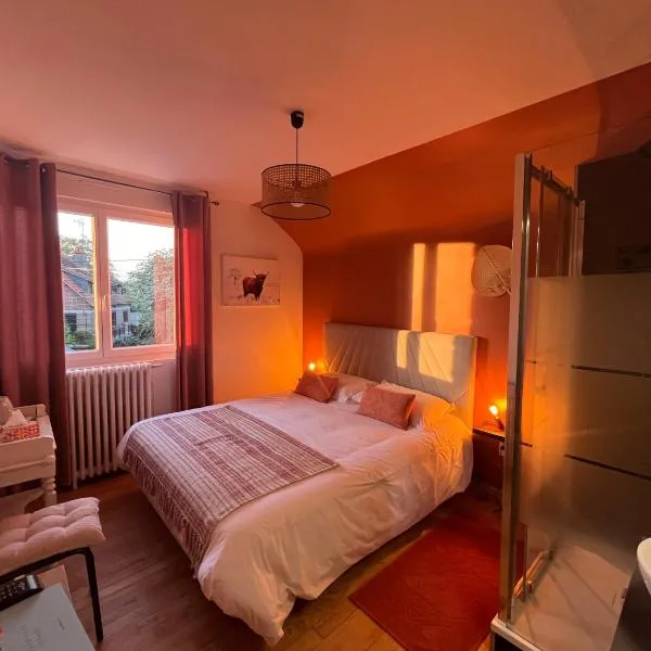 L Hirondelle 3, hotel in Érondelle