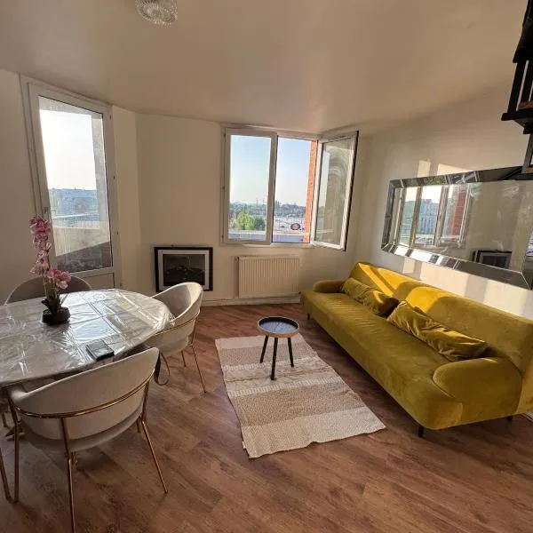 Appartement lumineux et cosy en duplex à 5 min à pied du stade Pierre Mauroy, hotel a Villeneuve d'Ascq