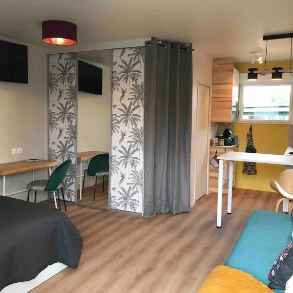 Taminimaison, hotel in Laval