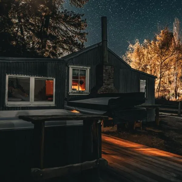 The Good Shepherds Hut in the NZ Dark Sky Reserve, khách sạn ở Simons Pass