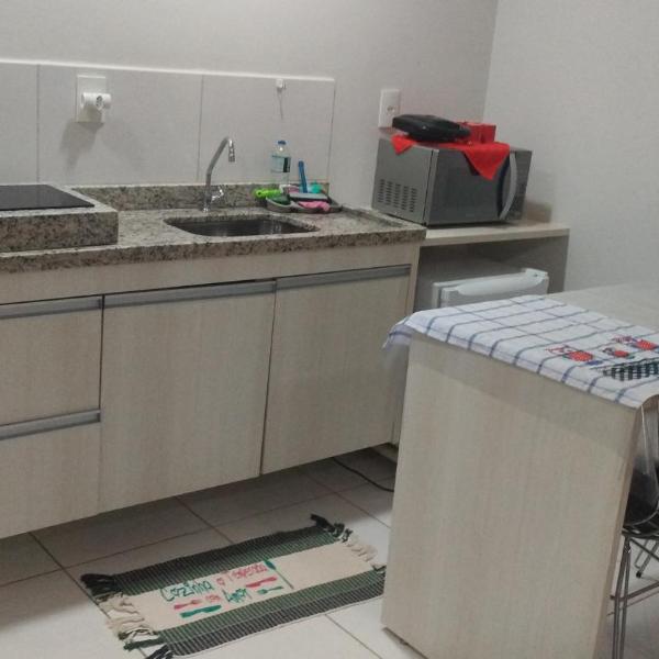 Flat em Caldas Novas no Golden Dolphin Supreme e próx Shopping Singapura com Utensílios e conforto - Foto 4