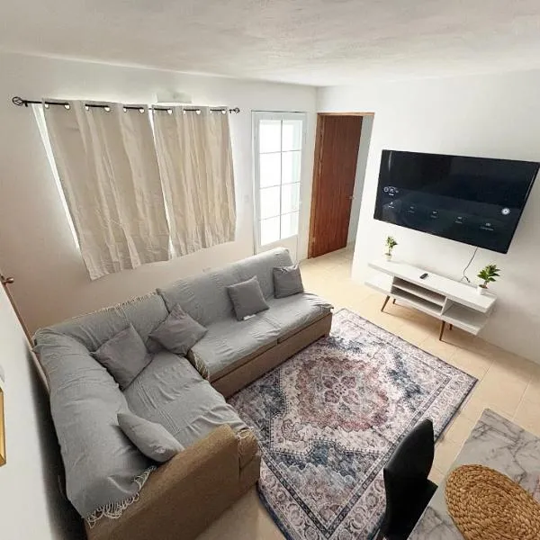 Camilla's Getaway、サリナスのホテル