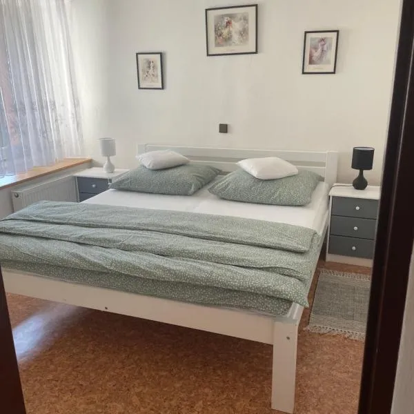 Apartmán u Poustevníka, hotel v Kájově