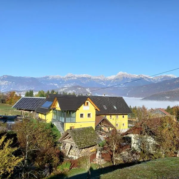 B&B family room Tubej, hotel in Bohinj