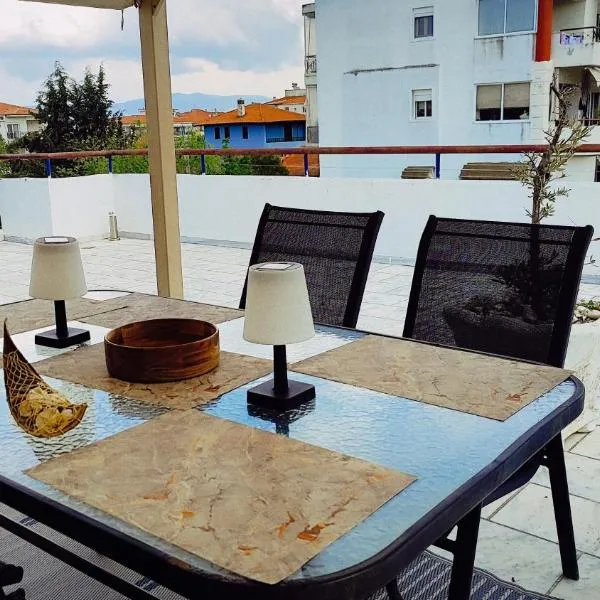 Golden Sky 1 Apartment, hotel v Perei