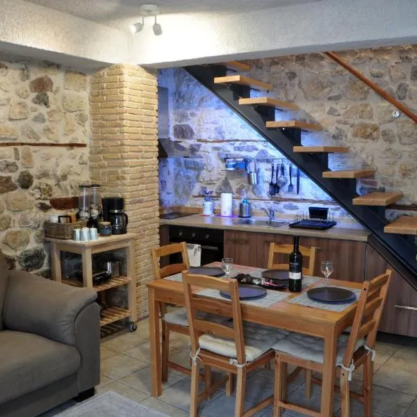 Limni Stone Apartments, khách sạn ở Limni