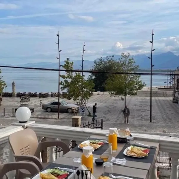 HOTEL Casa Vacanze SHIROKE, hotel di Shkodër