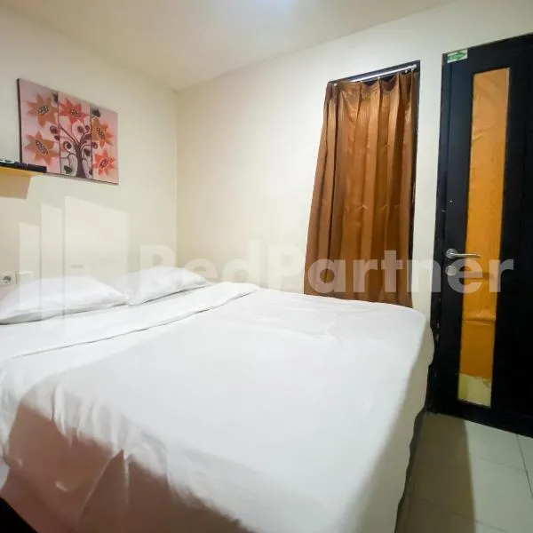 Audah Guesthouse Syariah RedPartner، فندق في جاكرتا