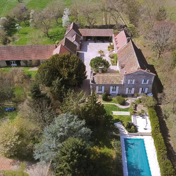 Domaine Les Bertrands, hotel v destinaci Couches