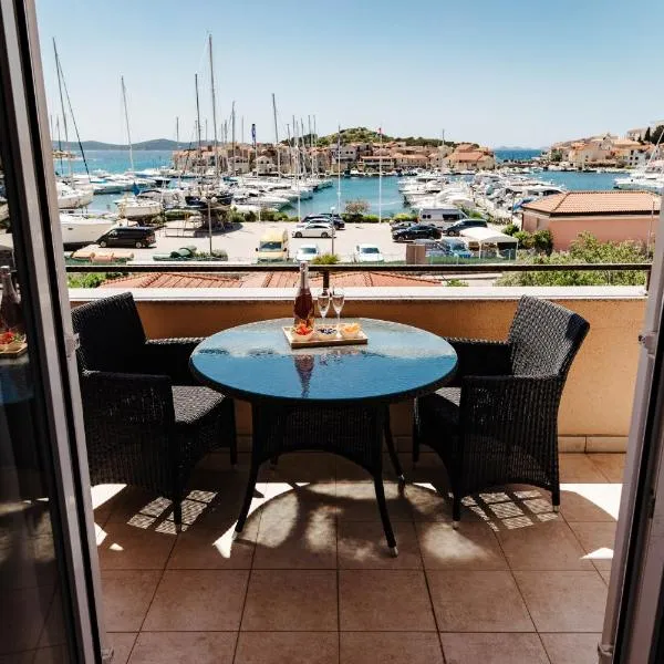 Villa Diana, hotel v destinaci Tribunj