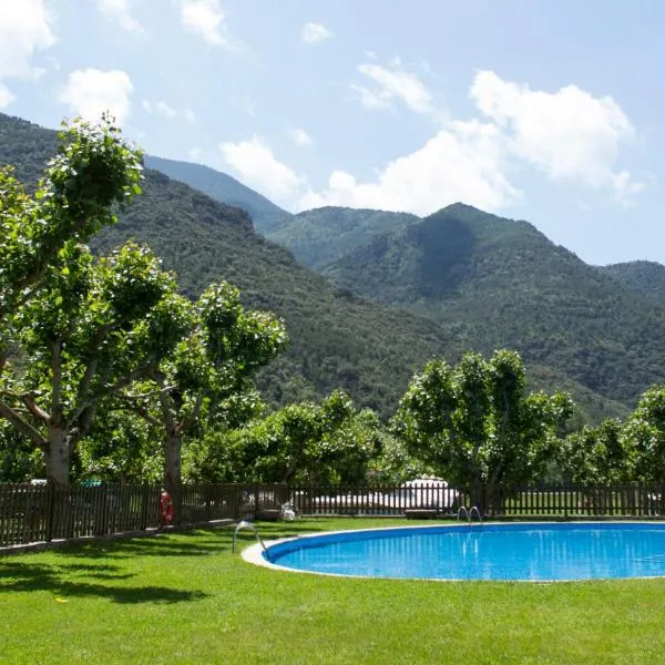 Apartaments i Bungalows Càmping L'Orri del Pallars, hotel v destinaci Ribera de Montardit