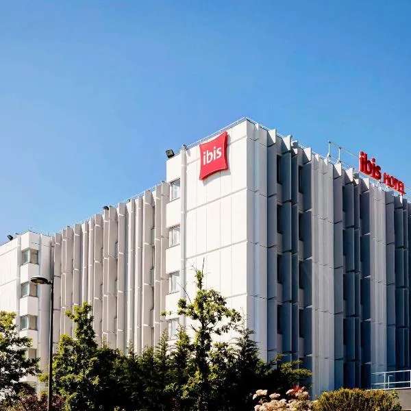 ibis Lyon Est Bron – hotel w mieście Bron