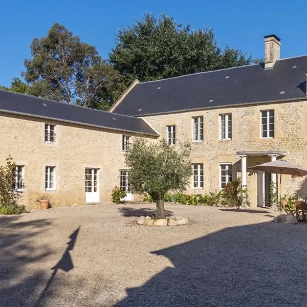 La Cour Souveraine - Chambre d'hôtes La Péninsule, hotel en Mosles
