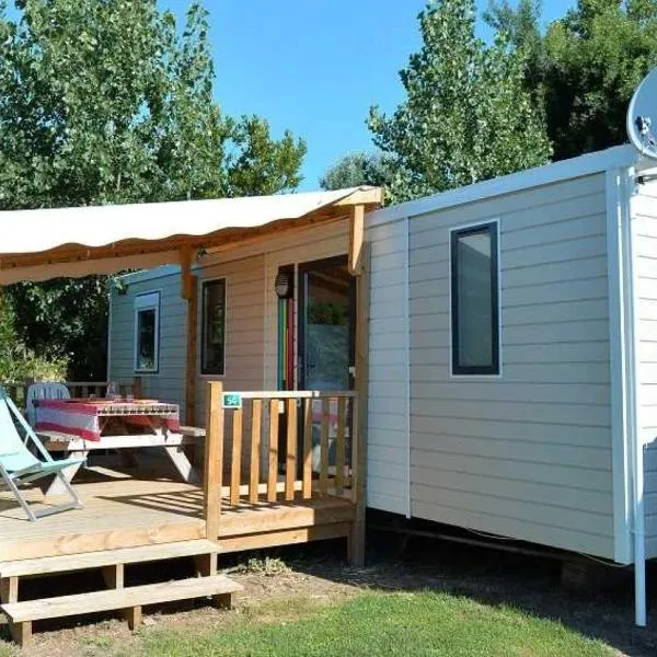 Camping 4 étoiles - Parc aquatique - eeibci, hotel v destinaci Le Bois-Plage-en-Ré