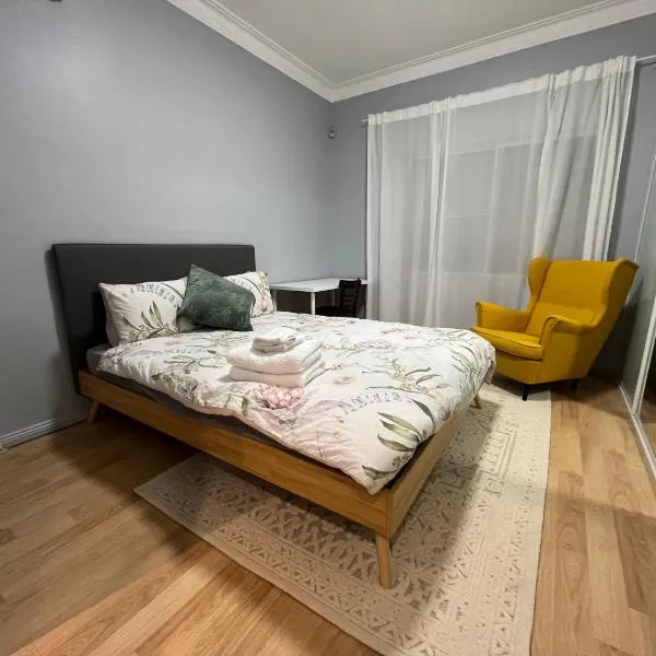 Airport Guesthouse, hotel a Sydney