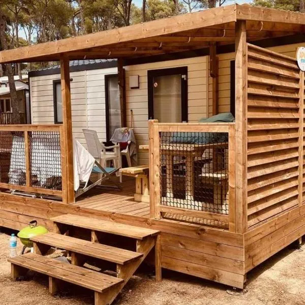 Camping 4 étoiles - Parc aquatique - ccafefi, hotel in Pals