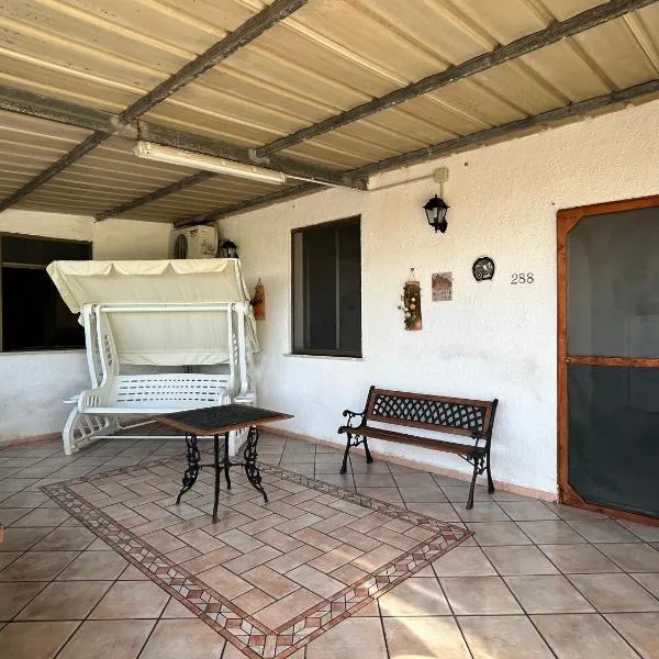 Casa Vacanze "Za N'Zina", hotel v destinácii Dattilo