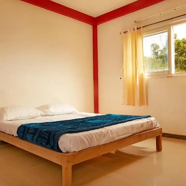 Grill & Chill by Bored Ape Hostels - Kotagiri, khách sạn ở Kotagiri